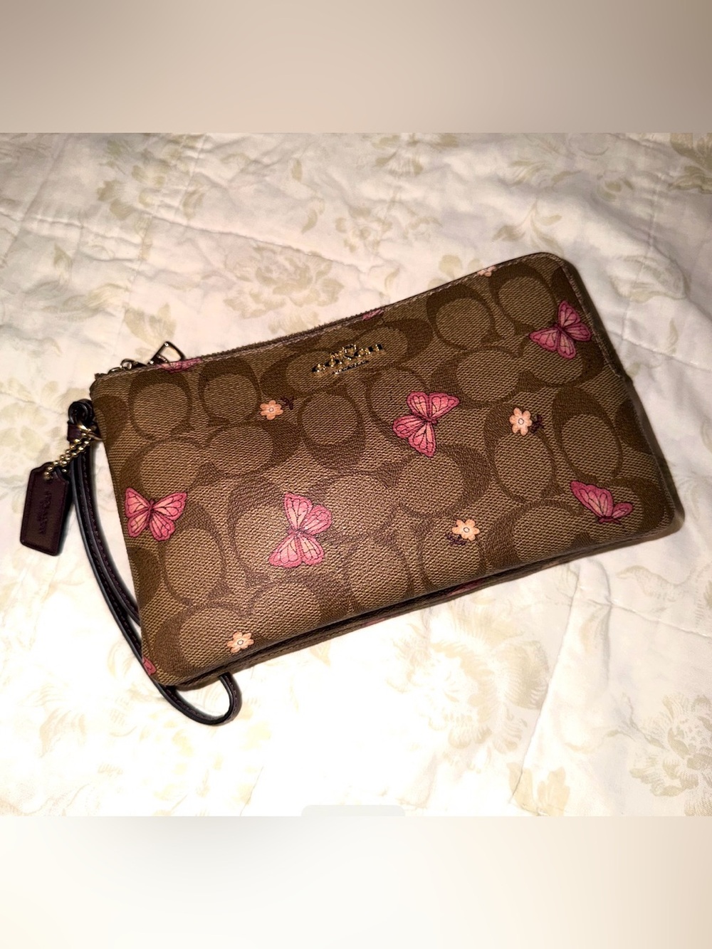 COACH DOUBLE ZIP WALLET IN SIGNATURE CANVAS WITH BUTTERFLY. EUC